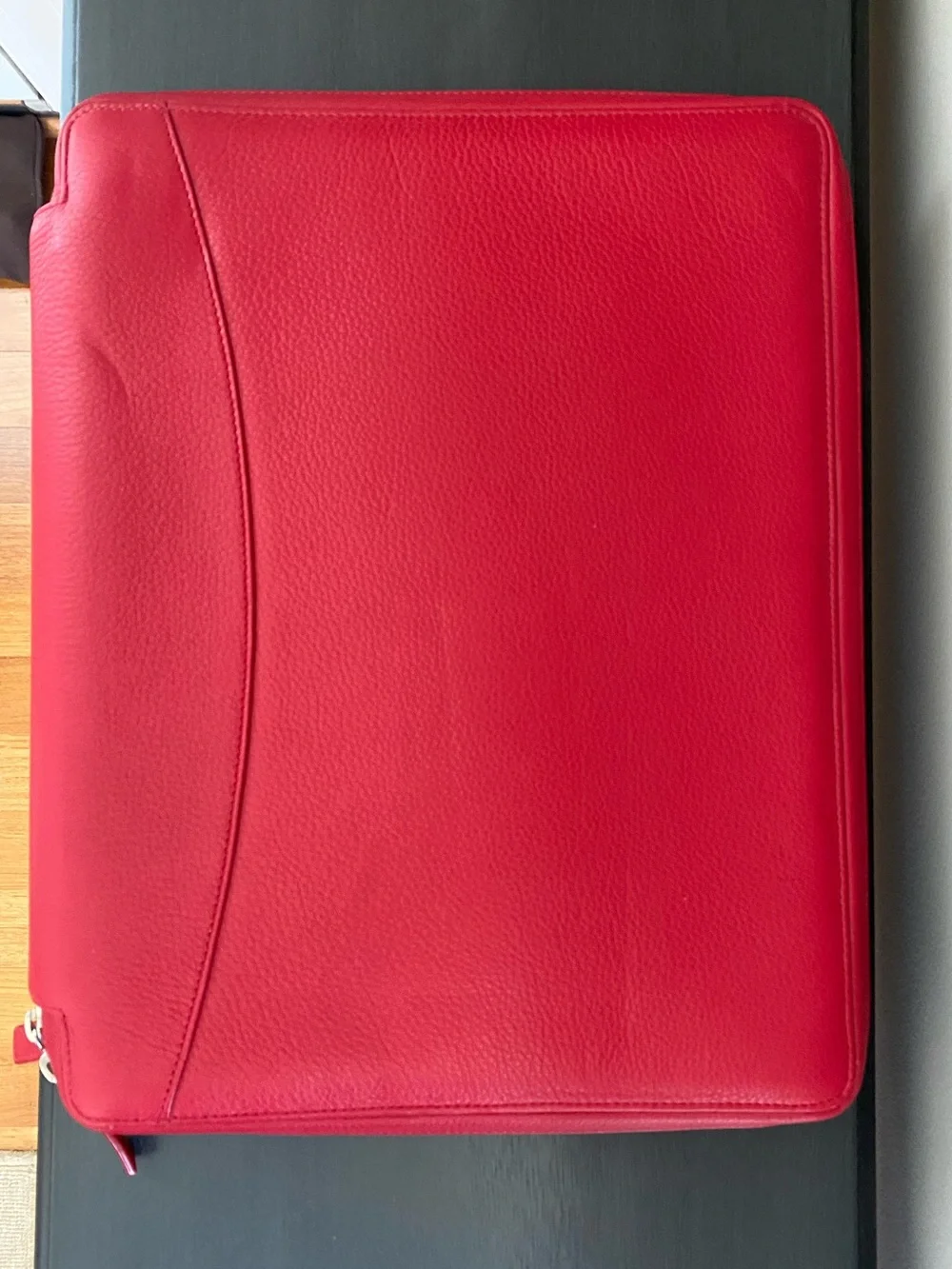 Levenger Pebbled Leather Zipped Folio - Chili Pepper Red